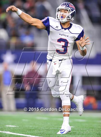 Thumbnail 1 in South Grand Prairie vs. Ryan (UIL 6A Area Playoff) photogallery.