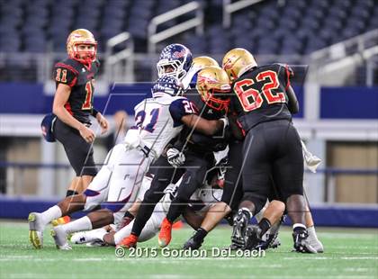 Thumbnail 3 in South Grand Prairie vs. Ryan (UIL 6A Area Playoff) photogallery.