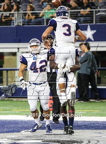 Thumbnail 2 in South Grand Prairie vs. Ryan (UIL 6A Area Playoff) photogallery.