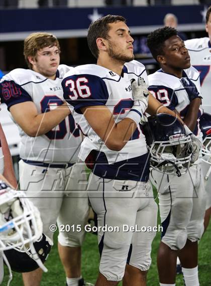 Thumbnail 3 in South Grand Prairie vs. Ryan (UIL 6A Area Playoff) photogallery.