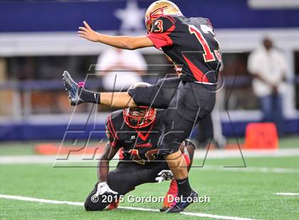 Thumbnail 3 in South Grand Prairie vs. Ryan (UIL 6A Area Playoff) photogallery.