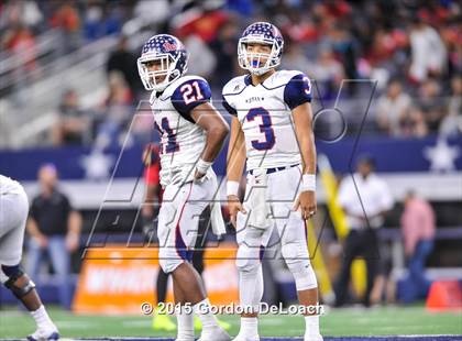 Thumbnail 3 in South Grand Prairie vs. Ryan (UIL 6A Area Playoff) photogallery.