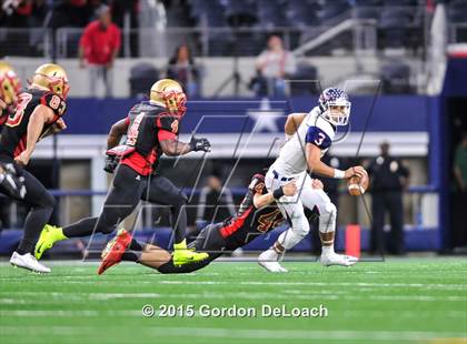 Thumbnail 2 in South Grand Prairie vs. Ryan (UIL 6A Area Playoff) photogallery.