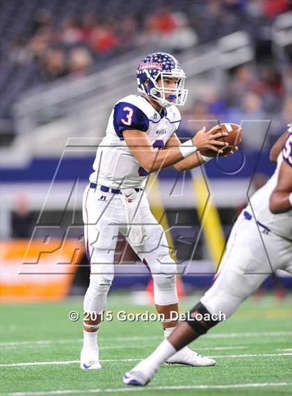 Thumbnail 3 in South Grand Prairie vs. Ryan (UIL 6A Area Playoff) photogallery.