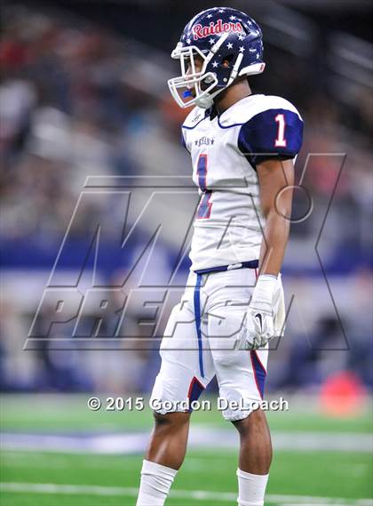 Thumbnail 2 in South Grand Prairie vs. Ryan (UIL 6A Area Playoff) photogallery.