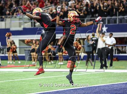 Thumbnail 2 in South Grand Prairie vs. Ryan (UIL 6A Area Playoff) photogallery.