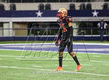 Thumbnail 3 in South Grand Prairie vs. Ryan (UIL 6A Area Playoff) photogallery.