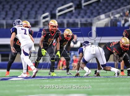 Thumbnail 3 in South Grand Prairie vs. Ryan (UIL 6A Area Playoff) photogallery.