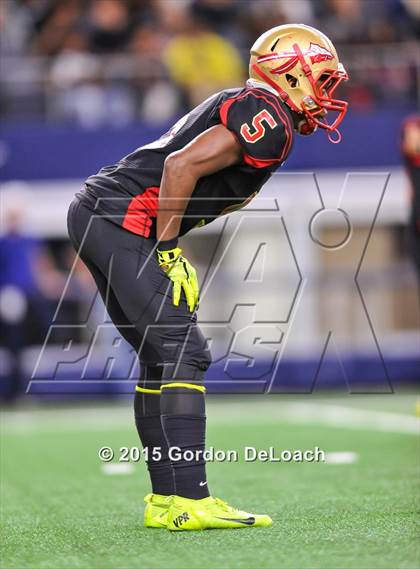 Thumbnail 2 in South Grand Prairie vs. Ryan (UIL 6A Area Playoff) photogallery.