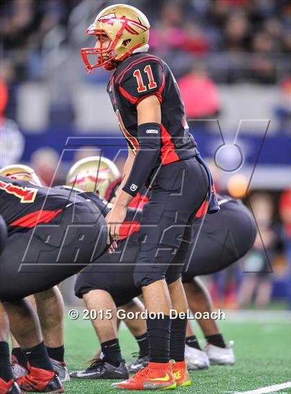 Thumbnail 3 in South Grand Prairie vs. Ryan (UIL 6A Area Playoff) photogallery.