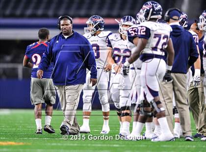 Thumbnail 2 in South Grand Prairie vs. Ryan (UIL 6A Area Playoff) photogallery.