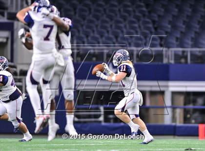 Thumbnail 2 in South Grand Prairie vs. Ryan (UIL 6A Area Playoff) photogallery.