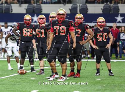 Thumbnail 3 in South Grand Prairie vs. Ryan (UIL 6A Area Playoff) photogallery.