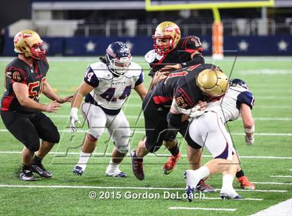 Thumbnail 3 in South Grand Prairie vs. Ryan (UIL 6A Area Playoff) photogallery.