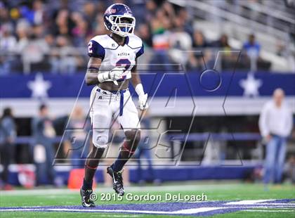 Thumbnail 1 in South Grand Prairie vs. Ryan (UIL 6A Area Playoff) photogallery.