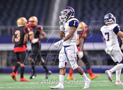 Thumbnail 1 in South Grand Prairie vs. Ryan (UIL 6A Area Playoff) photogallery.