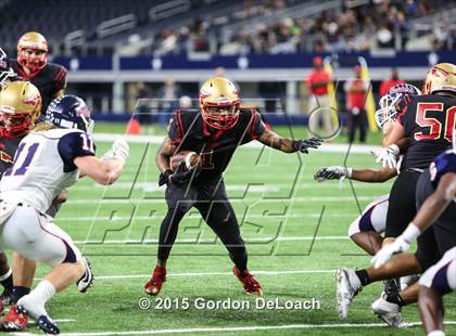 Thumbnail 3 in South Grand Prairie vs. Ryan (UIL 6A Area Playoff) photogallery.