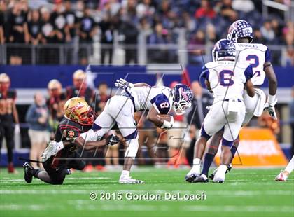 Thumbnail 3 in South Grand Prairie vs. Ryan (UIL 6A Area Playoff) photogallery.