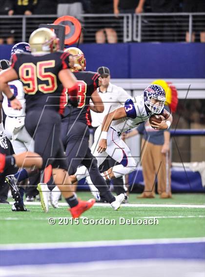 Thumbnail 3 in South Grand Prairie vs. Ryan (UIL 6A Area Playoff) photogallery.