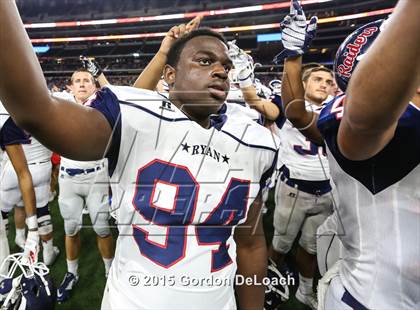 Thumbnail 3 in South Grand Prairie vs. Ryan (UIL 6A Area Playoff) photogallery.