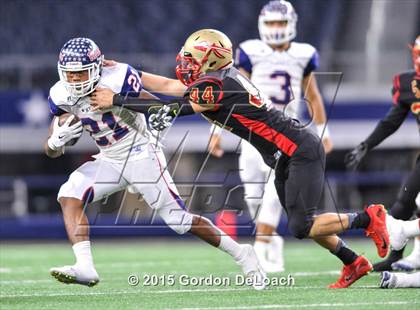 Thumbnail 2 in South Grand Prairie vs. Ryan (UIL 6A Area Playoff) photogallery.