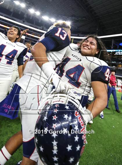 Thumbnail 3 in South Grand Prairie vs. Ryan (UIL 6A Area Playoff) photogallery.