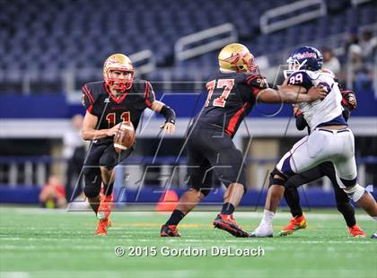 Thumbnail 2 in South Grand Prairie vs. Ryan (UIL 6A Area Playoff) photogallery.
