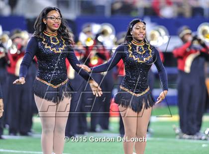 Thumbnail 2 in South Grand Prairie vs. Ryan (UIL 6A Area Playoff) photogallery.