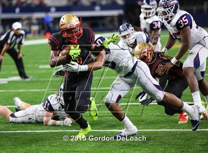 Thumbnail 2 in South Grand Prairie vs. Ryan (UIL 6A Area Playoff) photogallery.