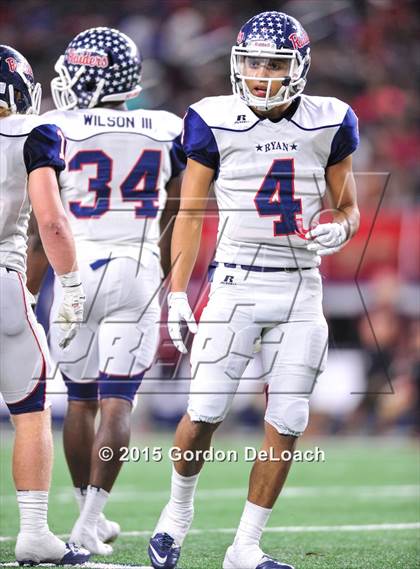 Thumbnail 2 in South Grand Prairie vs. Ryan (UIL 6A Area Playoff) photogallery.