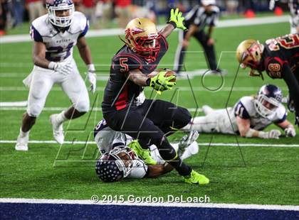 Thumbnail 3 in South Grand Prairie vs. Ryan (UIL 6A Area Playoff) photogallery.
