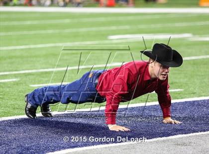 Thumbnail 3 in South Grand Prairie vs. Ryan (UIL 6A Area Playoff) photogallery.