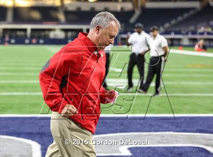 Thumbnail 2 in South Grand Prairie vs. Ryan (UIL 6A Area Playoff) photogallery.