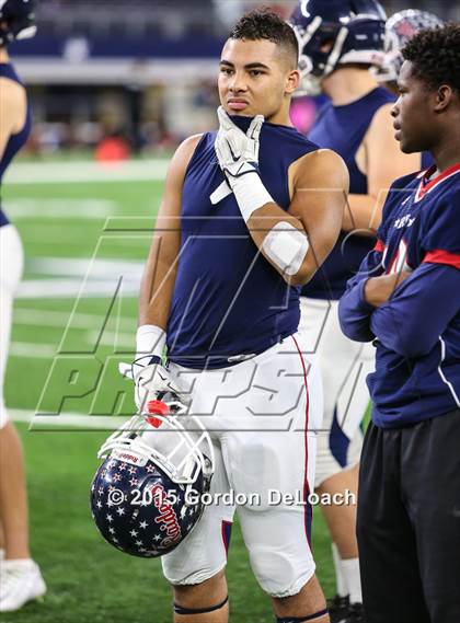 Thumbnail 1 in South Grand Prairie vs. Ryan (UIL 6A Area Playoff) photogallery.