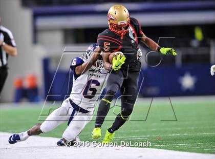 Thumbnail 1 in South Grand Prairie vs. Ryan (UIL 6A Area Playoff) photogallery.