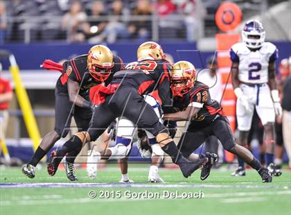 Thumbnail 3 in South Grand Prairie vs. Ryan (UIL 6A Area Playoff) photogallery.