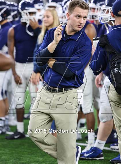 Thumbnail 3 in South Grand Prairie vs. Ryan (UIL 6A Area Playoff) photogallery.