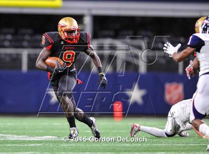 Thumbnail 2 in South Grand Prairie vs. Ryan (UIL 6A Area Playoff) photogallery.