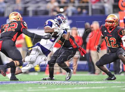 Thumbnail 2 in South Grand Prairie vs. Ryan (UIL 6A Area Playoff) photogallery.