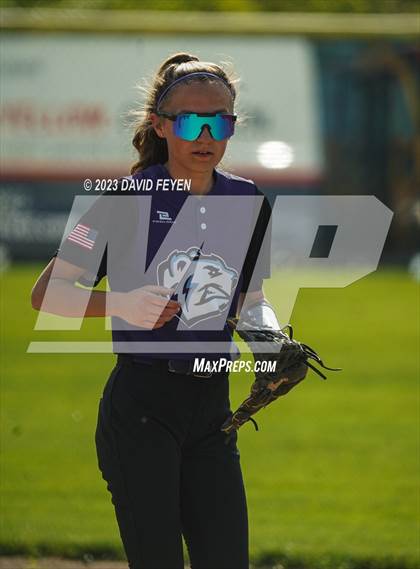 Thumbnail 2 in Arrowhead @ Waukesha North photogallery.