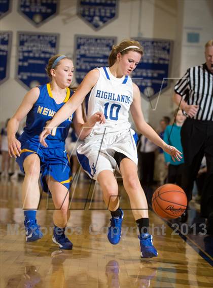 Thumbnail 3 in Newport Central Catholic @ Highlands (36th District Tournament) photogallery.