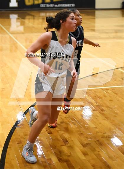 Thumbnail 1 in Foster vs Randle photogallery.
