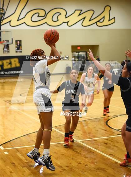 Thumbnail 2 in Foster vs Randle photogallery.