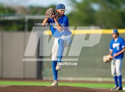 Thumbnail 3 in Cinco Ranch vs. Fort Bend Elkins (UIL Baseball 6A Region 3 Bi-District) photogallery.