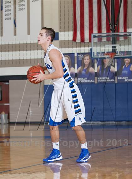 Thumbnail 1 in Ryan @ Hebron photogallery.