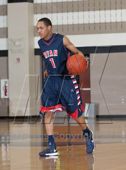 Thumbnail 2 in Ryan @ Hebron photogallery.
