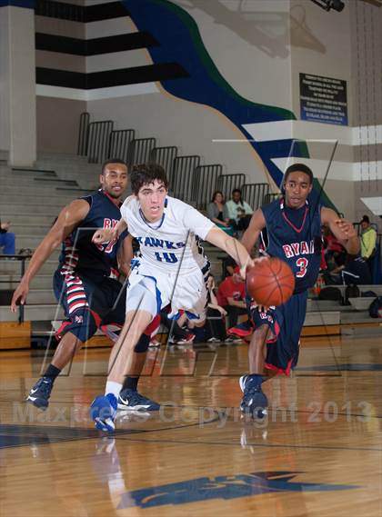 Thumbnail 1 in Ryan @ Hebron photogallery.