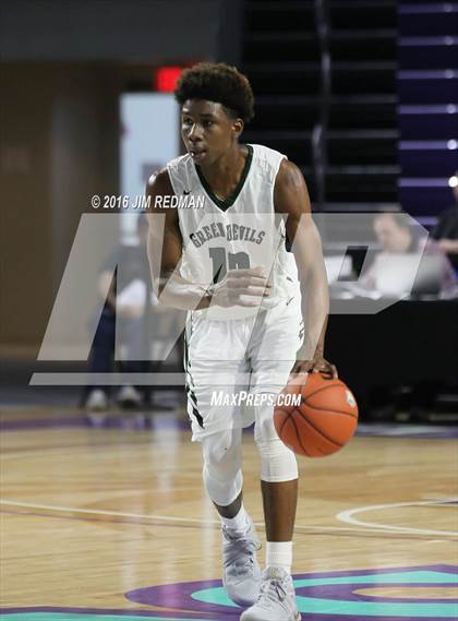Thumbnail 2 in Miami Christian vs. St. Petersburg (City of Palms Classic) photogallery.