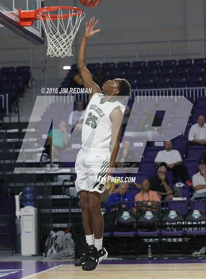 Thumbnail 2 in Miami Christian vs. St. Petersburg (City of Palms Classic) photogallery.