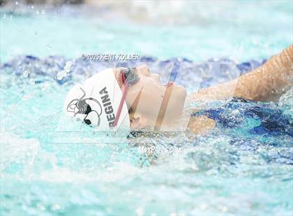 Thumbnail 1 in Chippewa Valley vs. Regina (Titan Relays) photogallery.